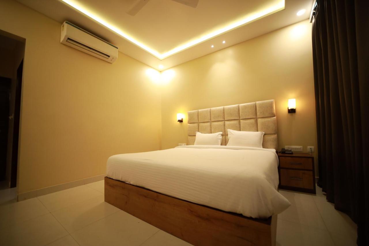 Hotel Neerja Inn Jaipur Buitenkant foto